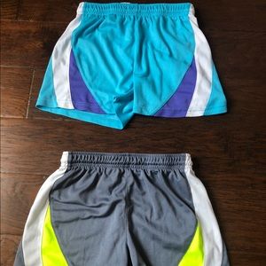 Two athletic shorts (pack)